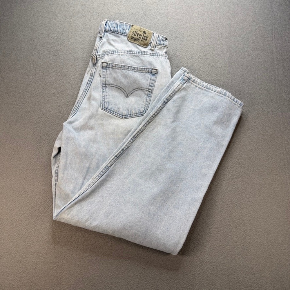 Vintage Levis SilverTab Baggy Fit Jeans 36x34 (FIT 35x34) Light Wash Made in USA